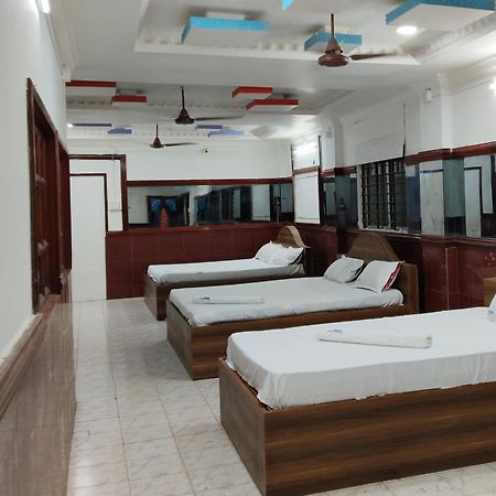 Gsd Inn Guest House 퐁디셰리 객실 사진