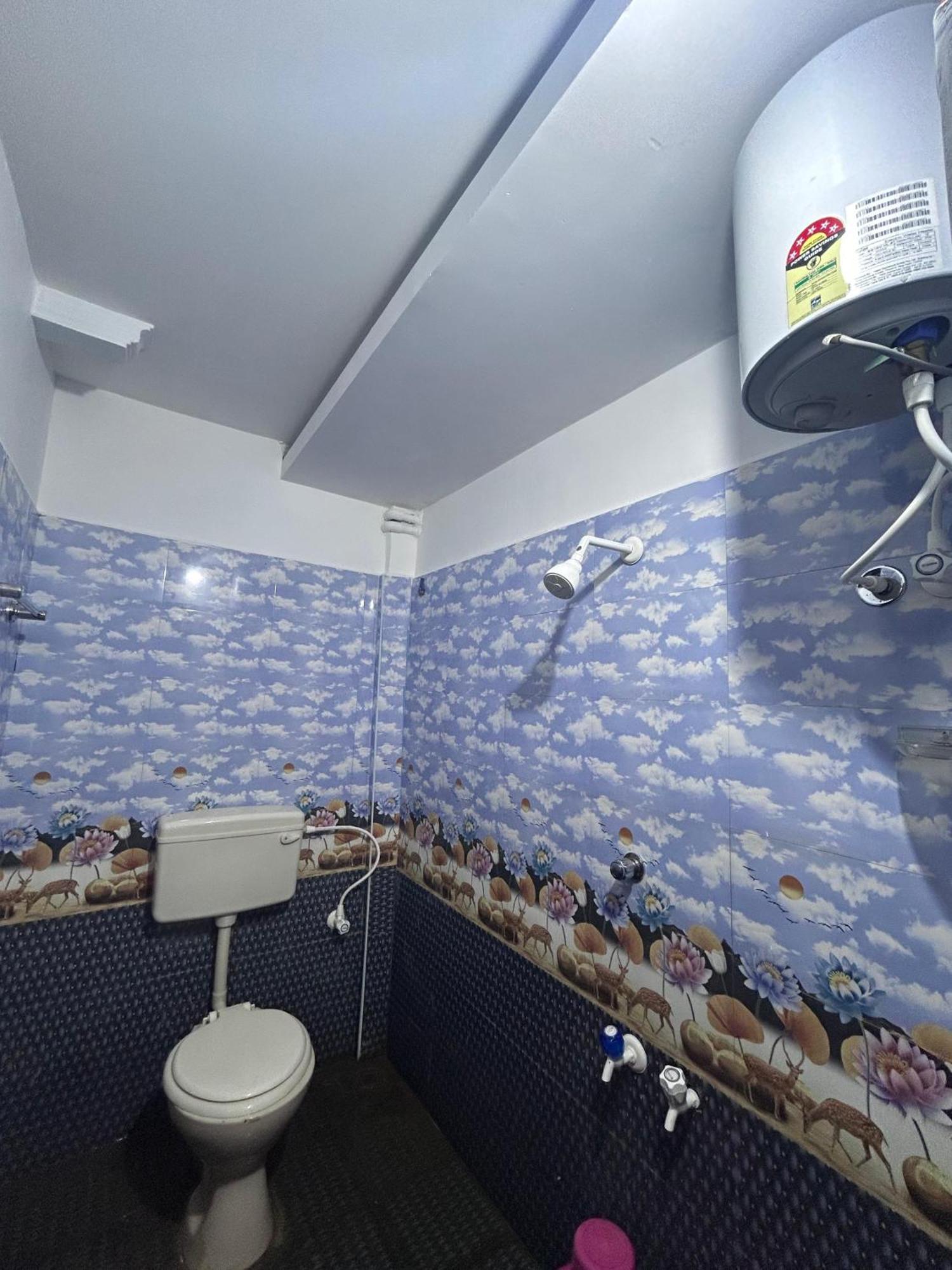 Gsd Inn Guest House 퐁디셰리 외부 사진