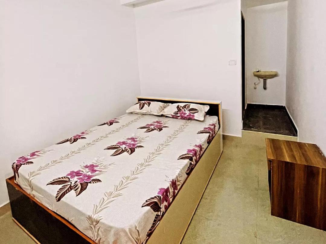 Gsd Inn Guest House 퐁디셰리 외부 사진